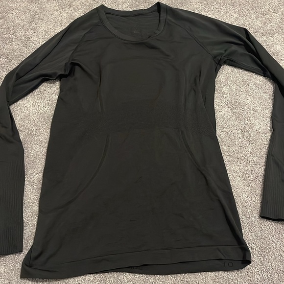 Lululemon Swiftly Tech Long Sleeve - Picture 3 of 5